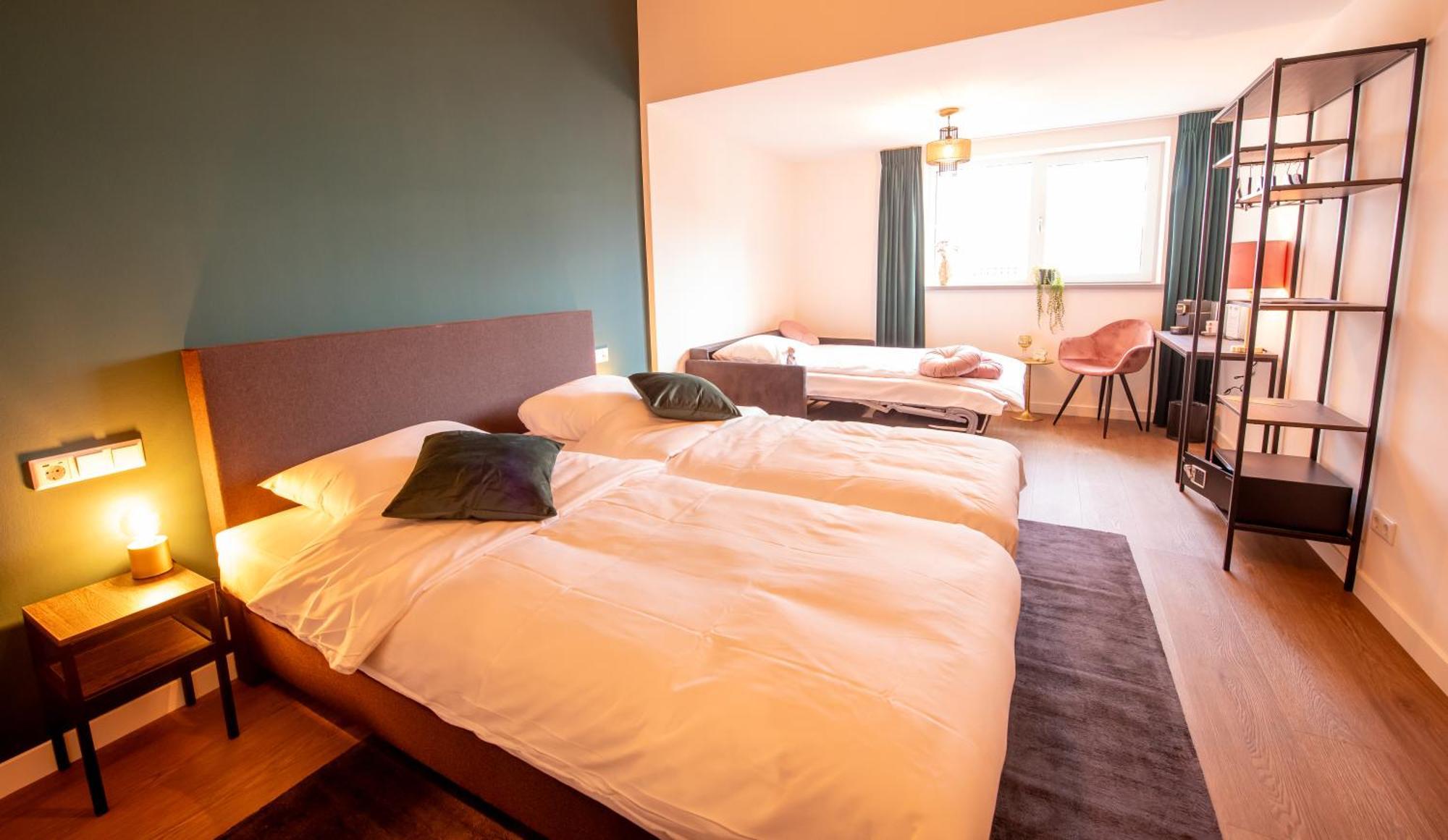 Hotel Bom ブールグ・ハームステーデ エクステリア 写真